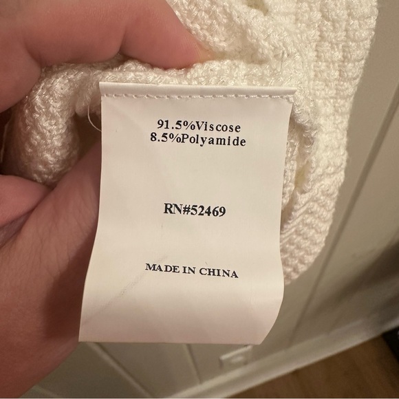 PrettyGarden White Sleeveless Knit Vest - Picture 7 of 8